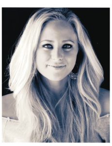 facetune_12-08-2020-09-32-23